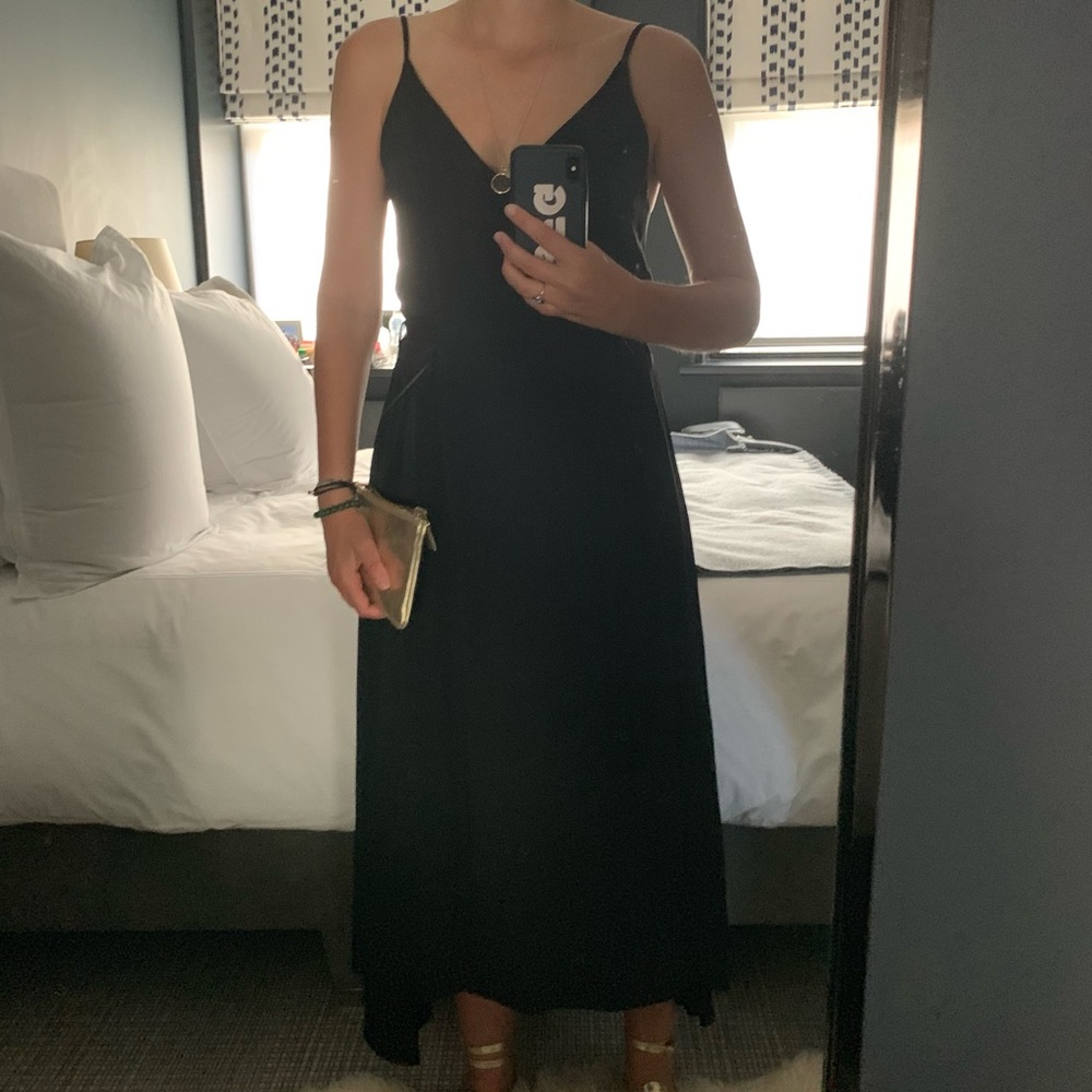 Scanlan Theodore Black Spaghetti-Strap Maxi Dress with V-Neck